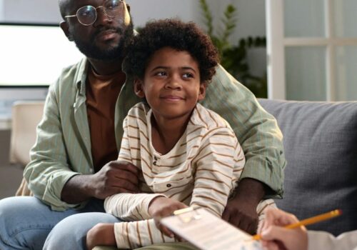 The Right Moment for Introducing Your Children to Therapy